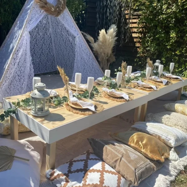 luxury-picnic-hire-essex-garden-table-setting-teepee-backdrop